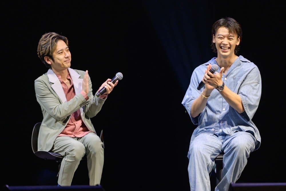 竹內涼真、二宮和也